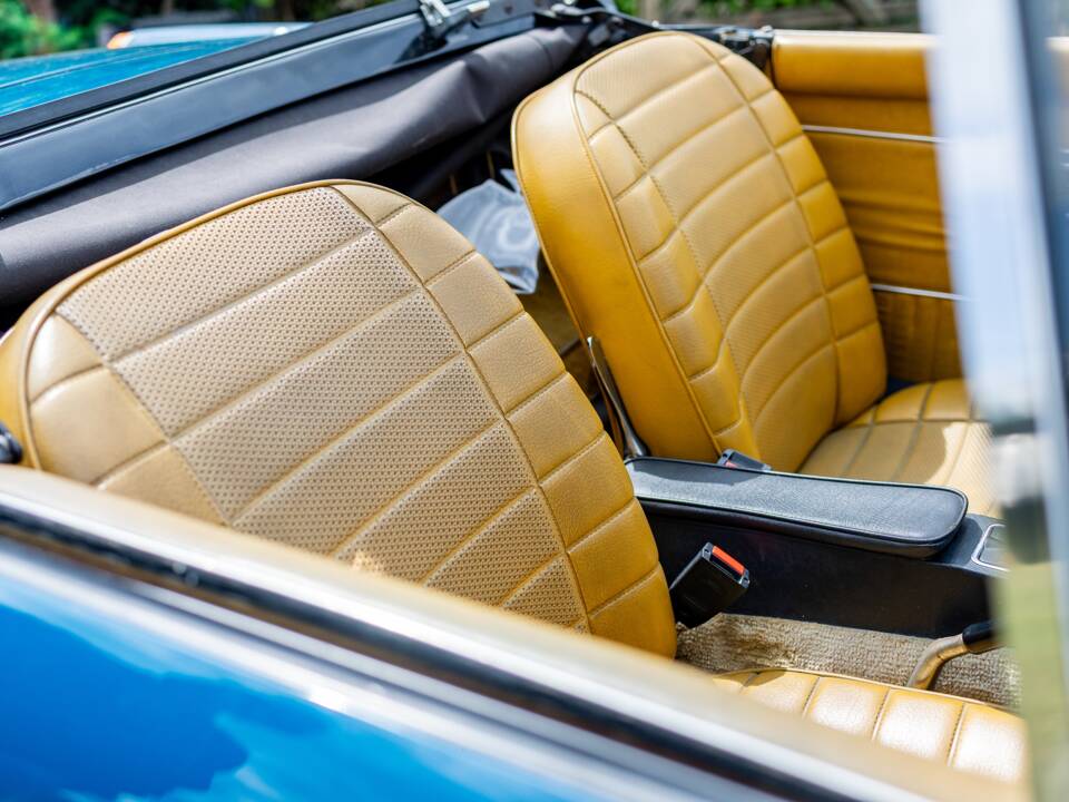 Imagen 38/50 de MG MGB (1973)