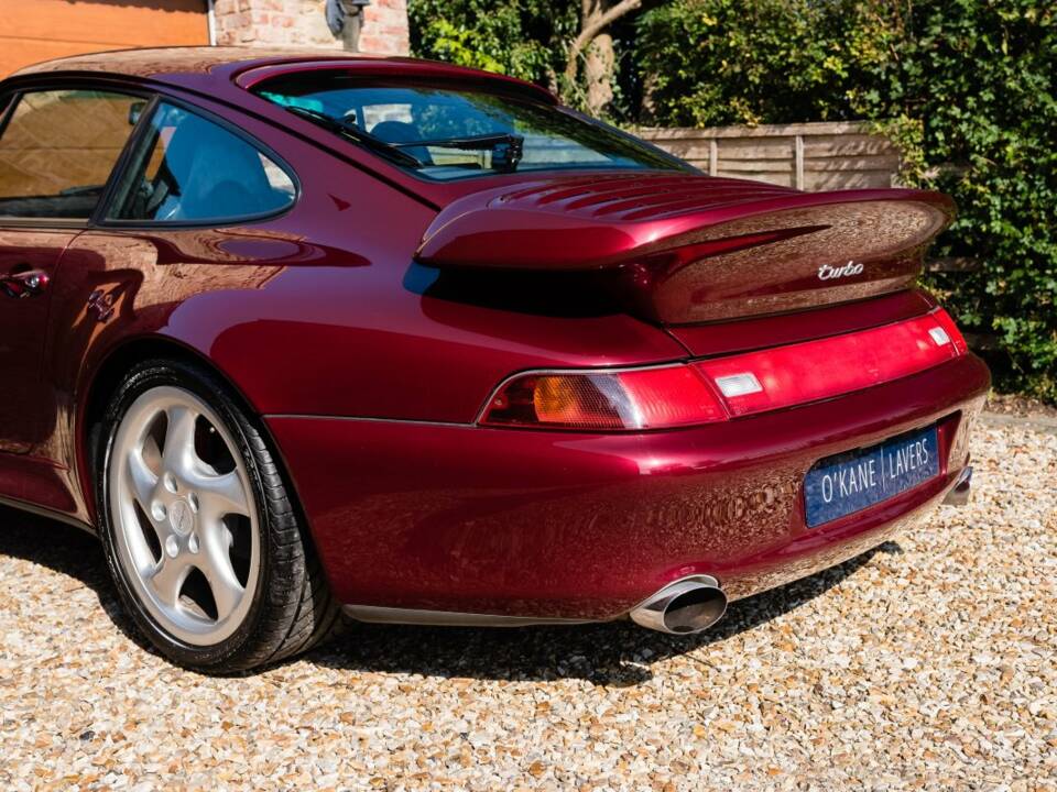 Bild 24/57 von Porsche 911 Turbo (1995)