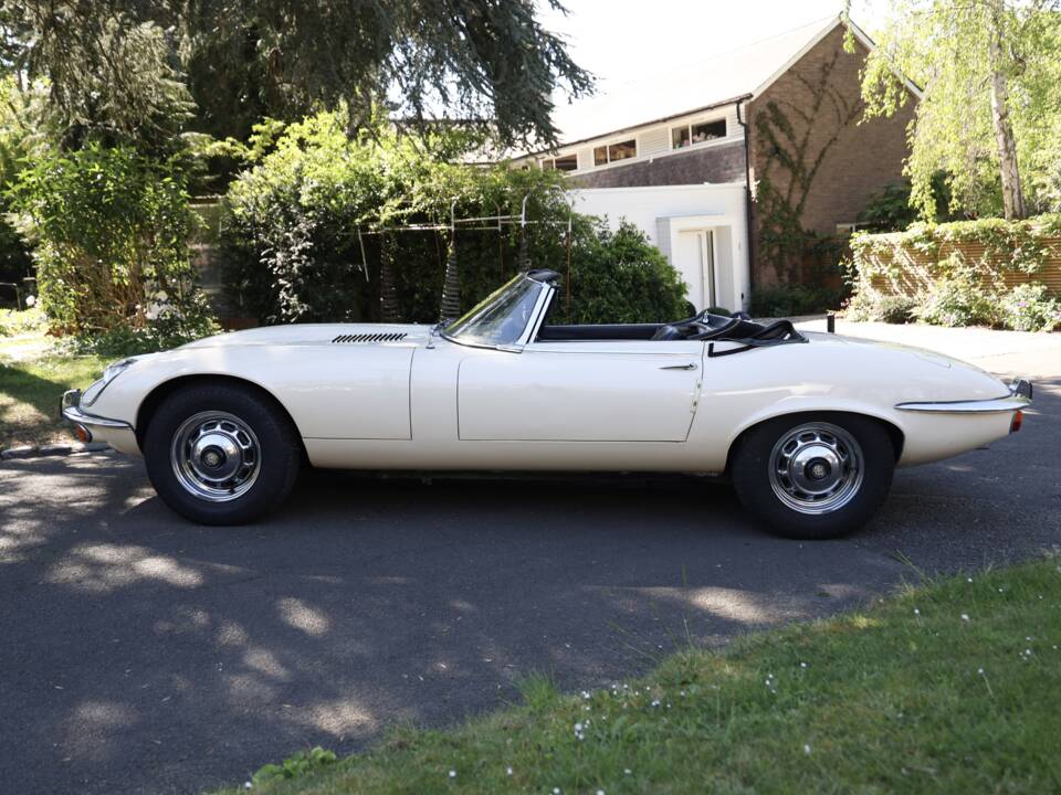 Image 26/50 de Jaguar Type E V12 (1972)