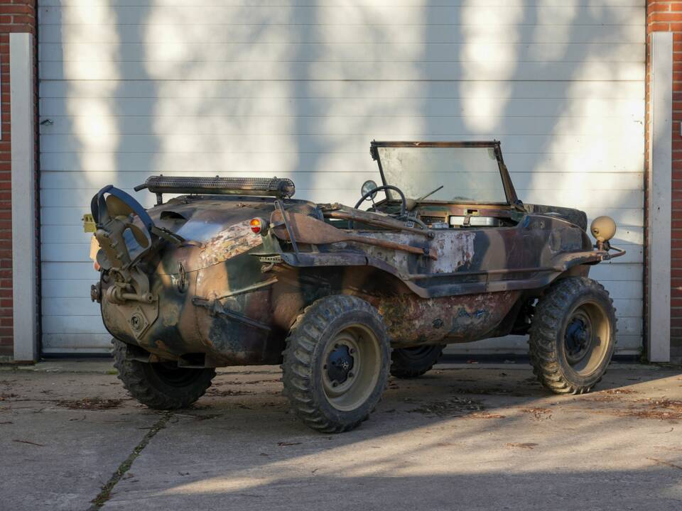 Image 7/40 of Volkswagen Schwimmwagen (1943)