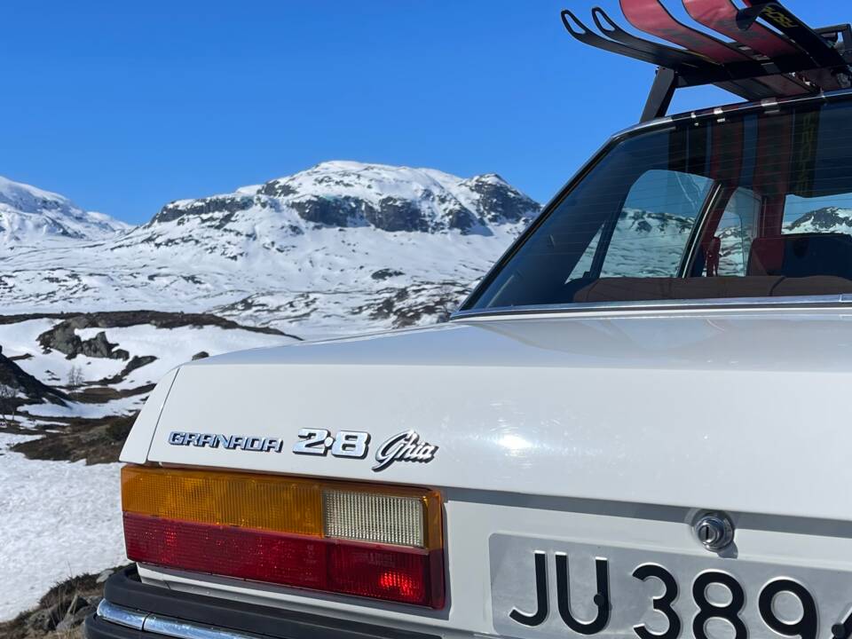 Image 17/62 of Ford Granada 2.8 (1977)
