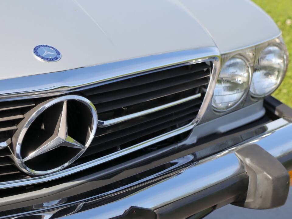 Image 25/50 de Mercedes-Benz 560 SL (1988)