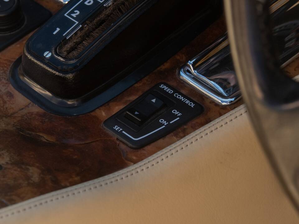 Bild 33/50 von Jaguar XJS 5.3 V12 (1990)