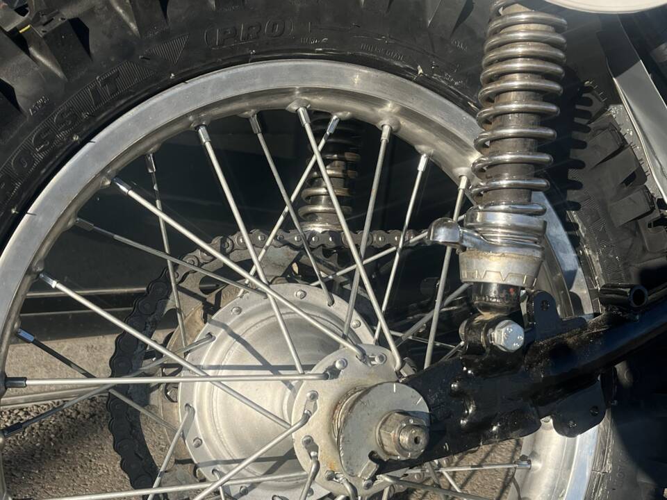 Image 9/16 of Harley-Davidson DUMMY (1974)