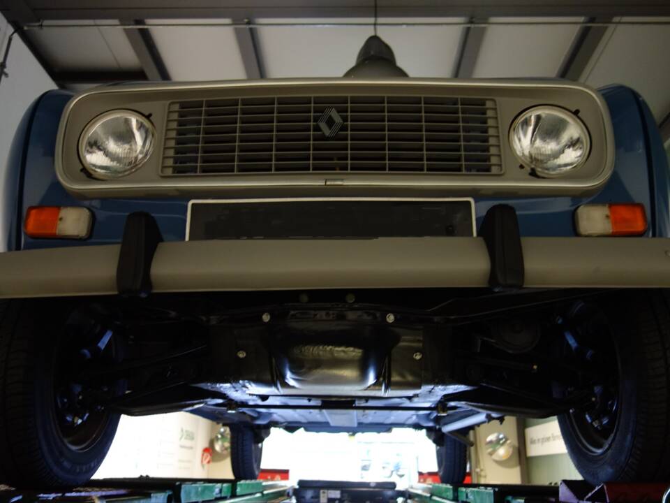 Imagen 29/32 de Renault R 4 TL (1985)