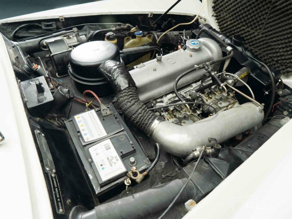 Afbeelding 3/19 van Mercedes-Benz 190 SL (1960)