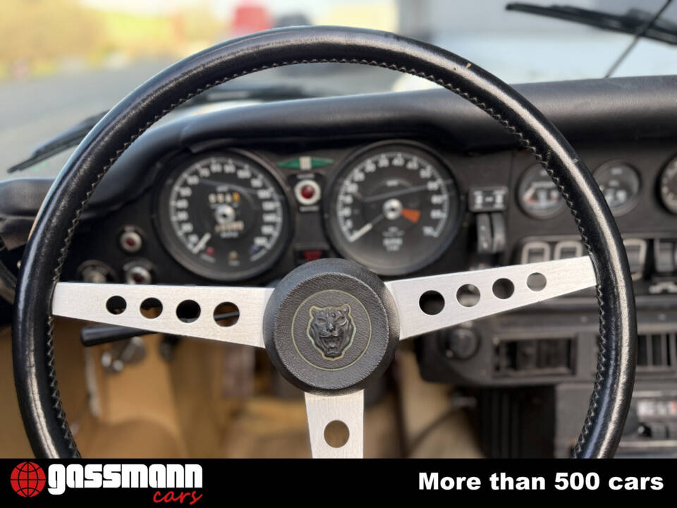 Image 15/15 of Jaguar E-Type V12 (1973)