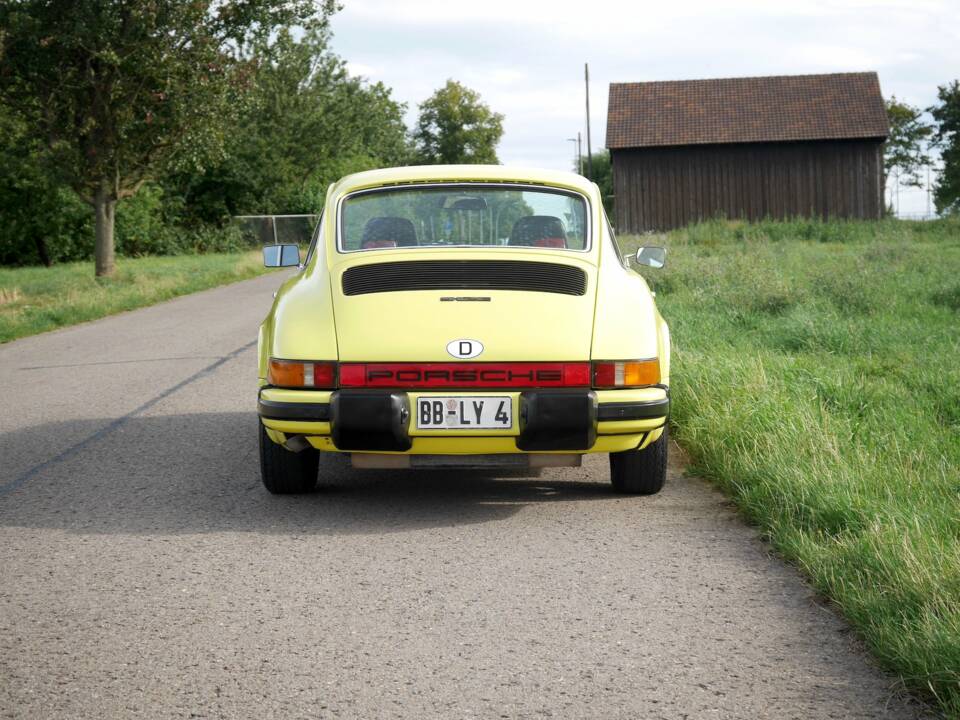 Bild 32/47 von Porsche 912 E (1976)