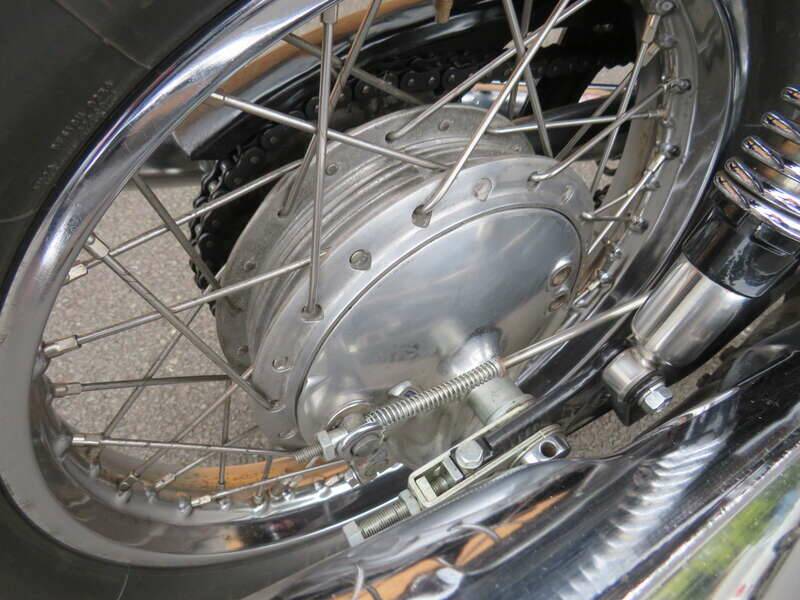 Image 40/48 of Kawasaki DUMMY (1974)