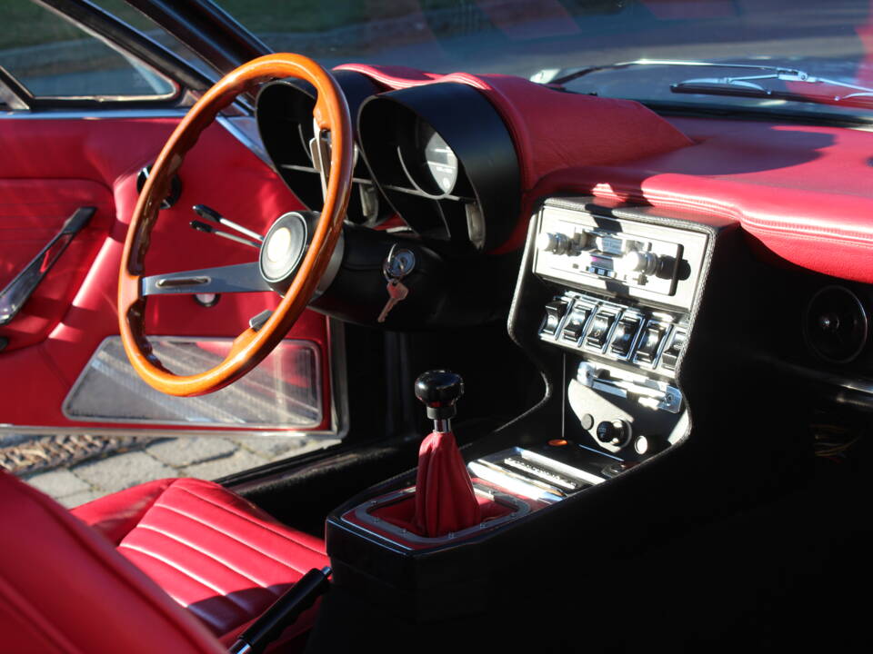 Bild 19/24 von Alfa Romeo Montreal (1976)