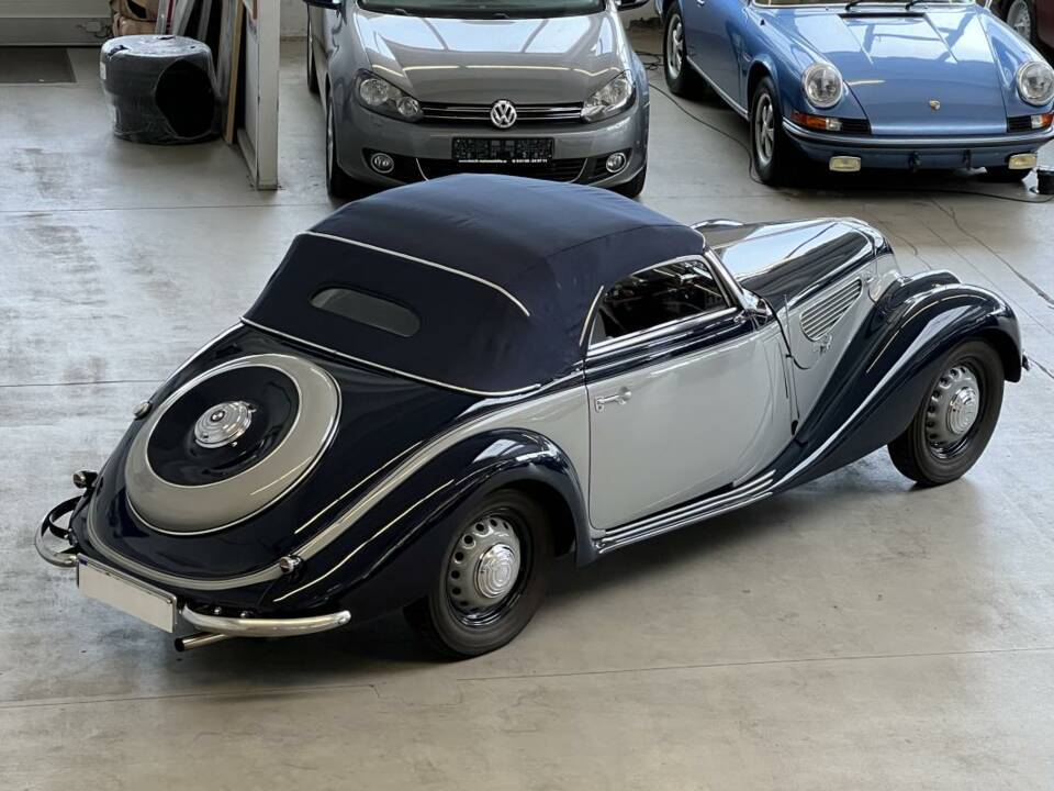 Image 34/40 of BMW 327 (1938)