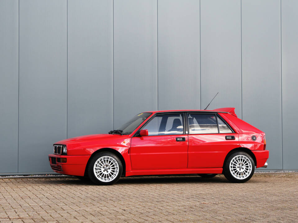 Afbeelding 30/58 van Lancia Delta HF Integrale Evoluzione I (1991)