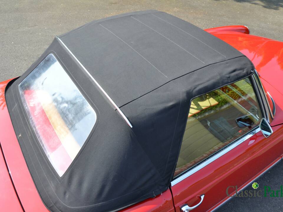 Image 21/50 de Mercedes-Benz 230 SL (1964)
