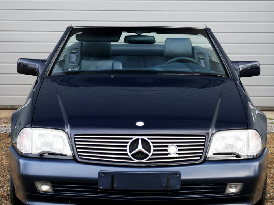 Bild 10/42 von Mercedes-Benz SL 600 (1994)