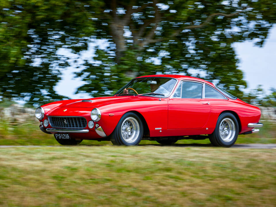 Image 9/50 de Ferrari 250 GT Berlinetta Lusso (1964)