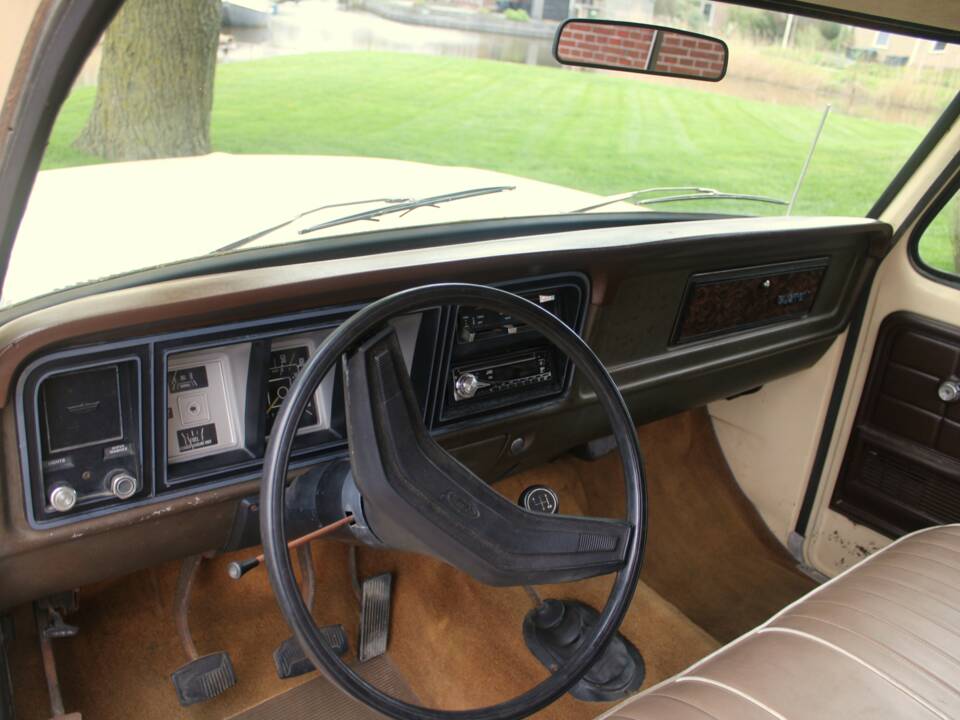 Image 21/28 of Ford F-100 (1979)