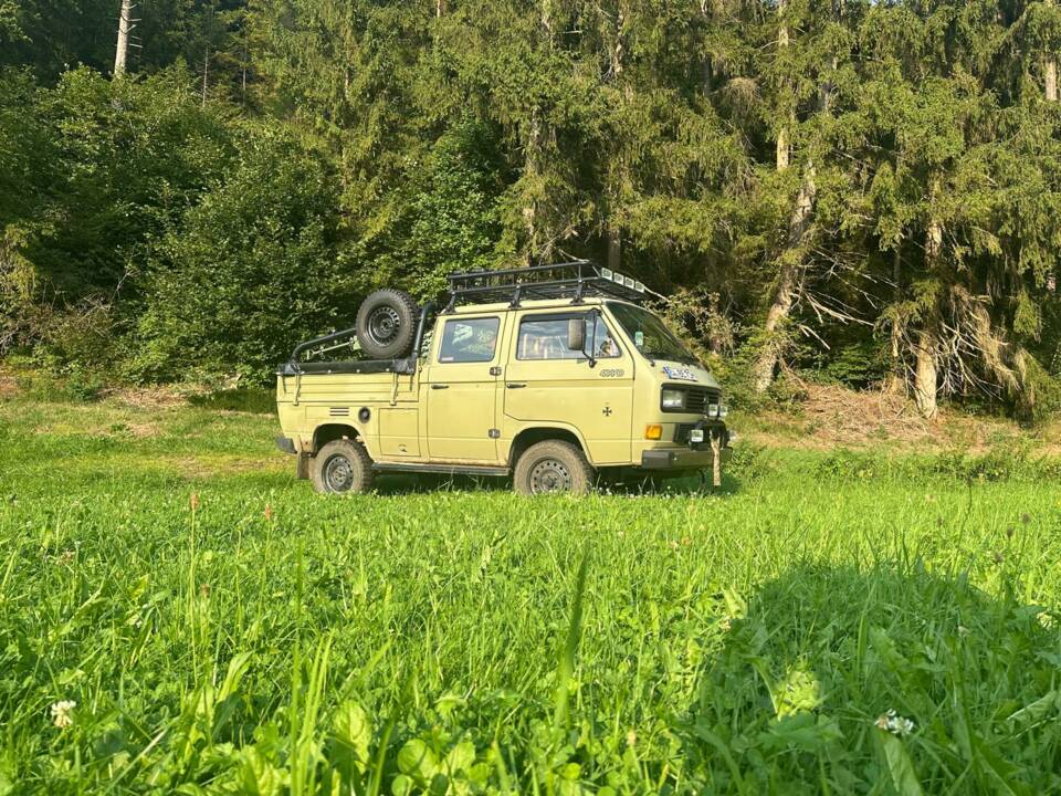 Imagen 4/15 de Volkswagen T3 Doppelkabine 1.6 TD (1991)