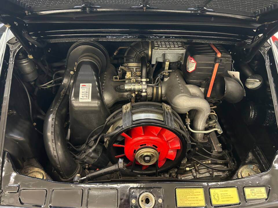 Bild 29/32 von Porsche 911 Carrera 3.2 (WTL) (1985)