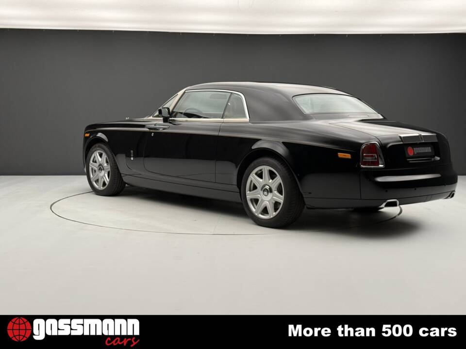 Bild 8/15 von Rolls-Royce Phantom Coupé (2009)