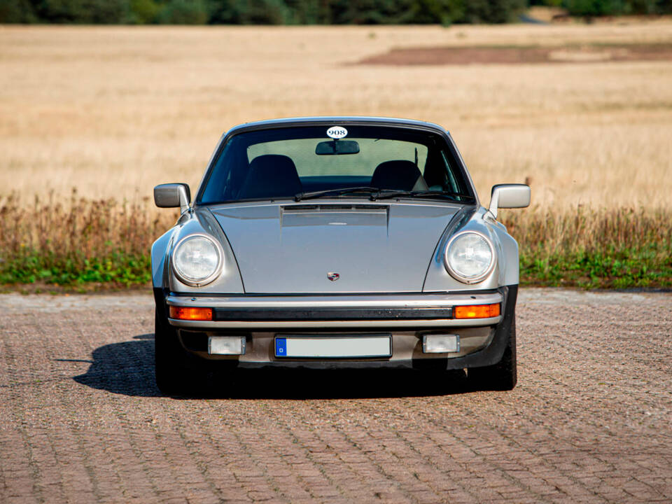Image 4/47 of Porsche 911 Turbo 3.3 (1983)