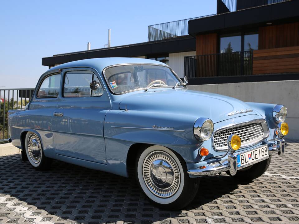 Afbeelding 1/6 van Skoda Octavia Super (1963)