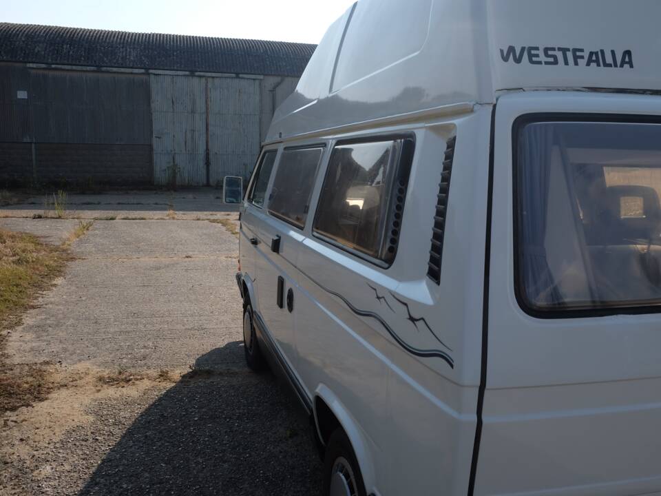 Bild 43/98 von Volkswagen T3 Westfalia 1.6 TD (1990)