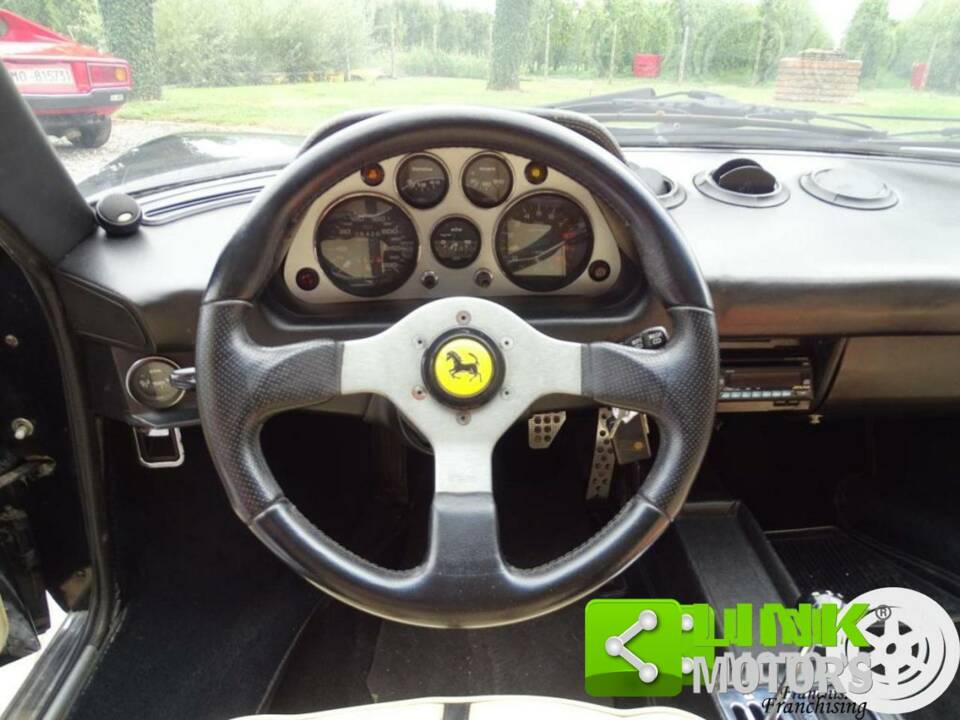 Imagen 8/10 de Ferrari 208 GTB Turbo (1987)