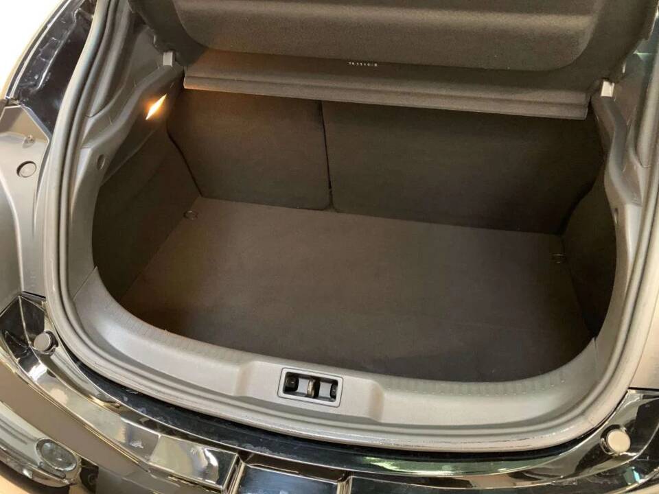 Immagine 41/43 di Renault Mégane RS (2011)