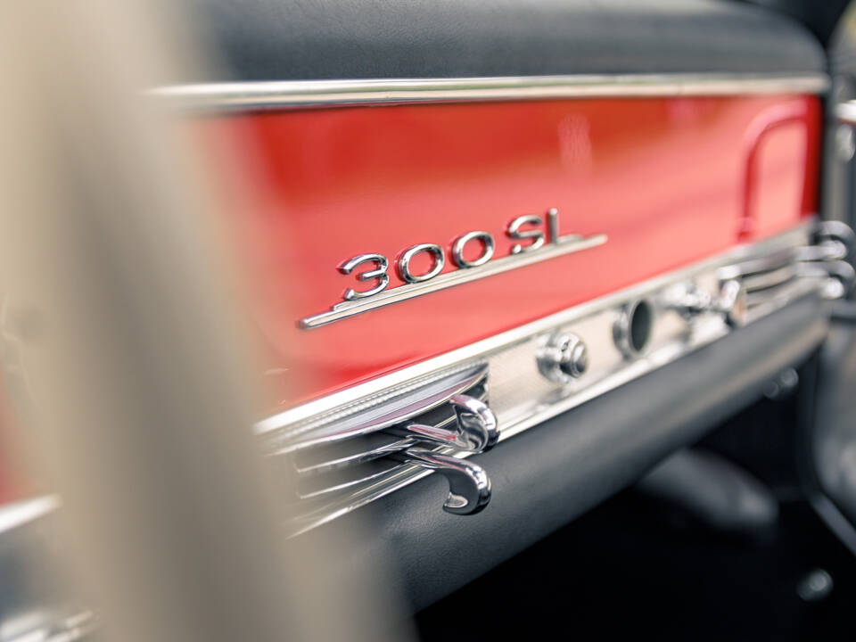 Image 29/38 of Mercedes-Benz 300 SL &quot;Gullwing&quot; (1955)
