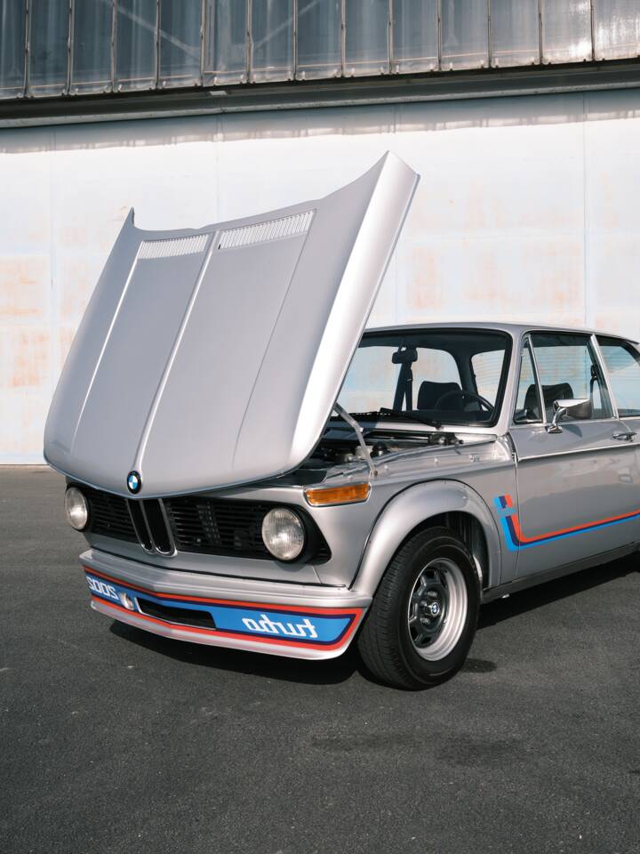 Image 18/27 of BMW 2002 turbo (1974)