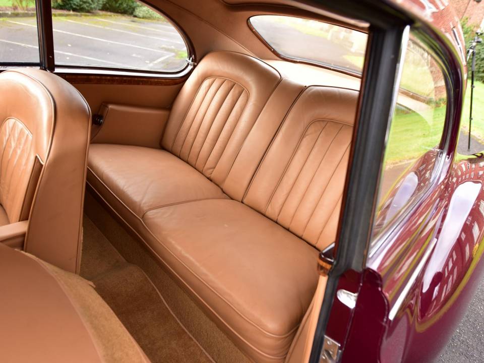 Image 15/38 de Bentley R-Type Continental (1955)