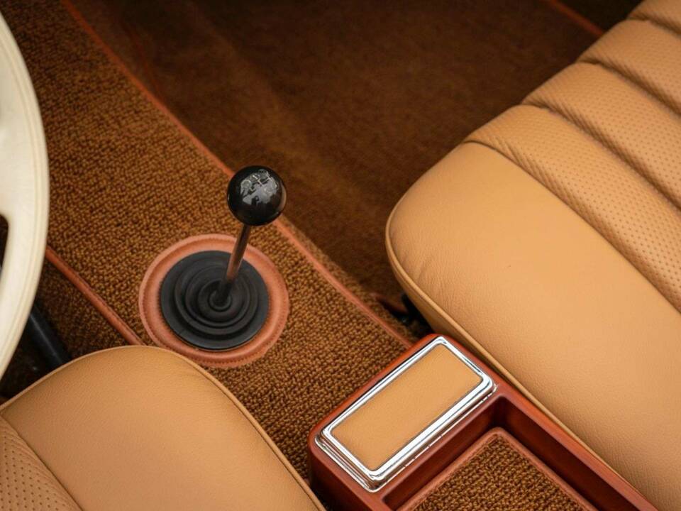 Bild 15/25 von Mercedes-Benz 230 SL (1964)