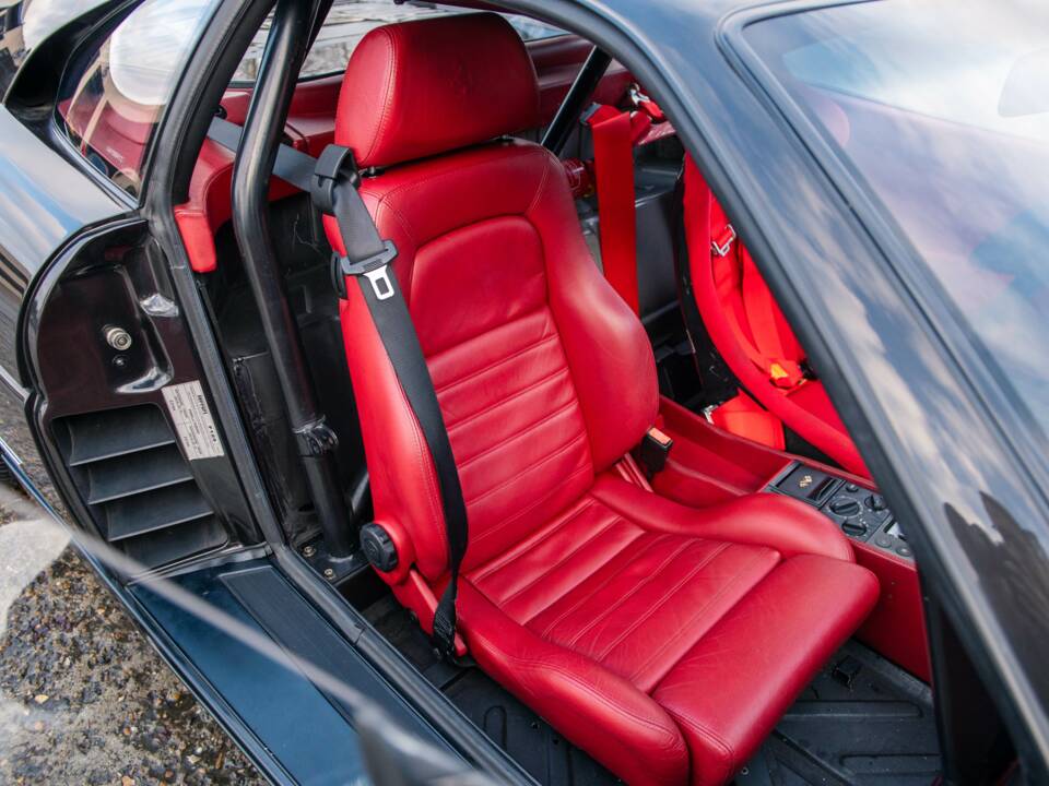 Image 25/35 de Ferrari F 355 Challenge (1995)