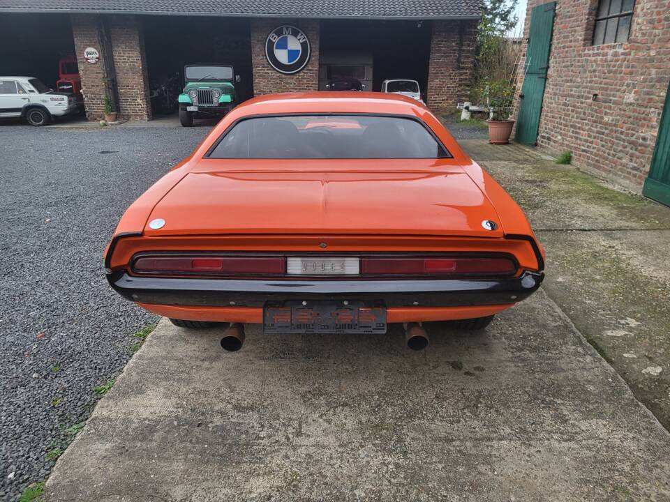 Image 11/46 de Dodge Challenger R&#x2F;T 440 Six-Pack (1970)