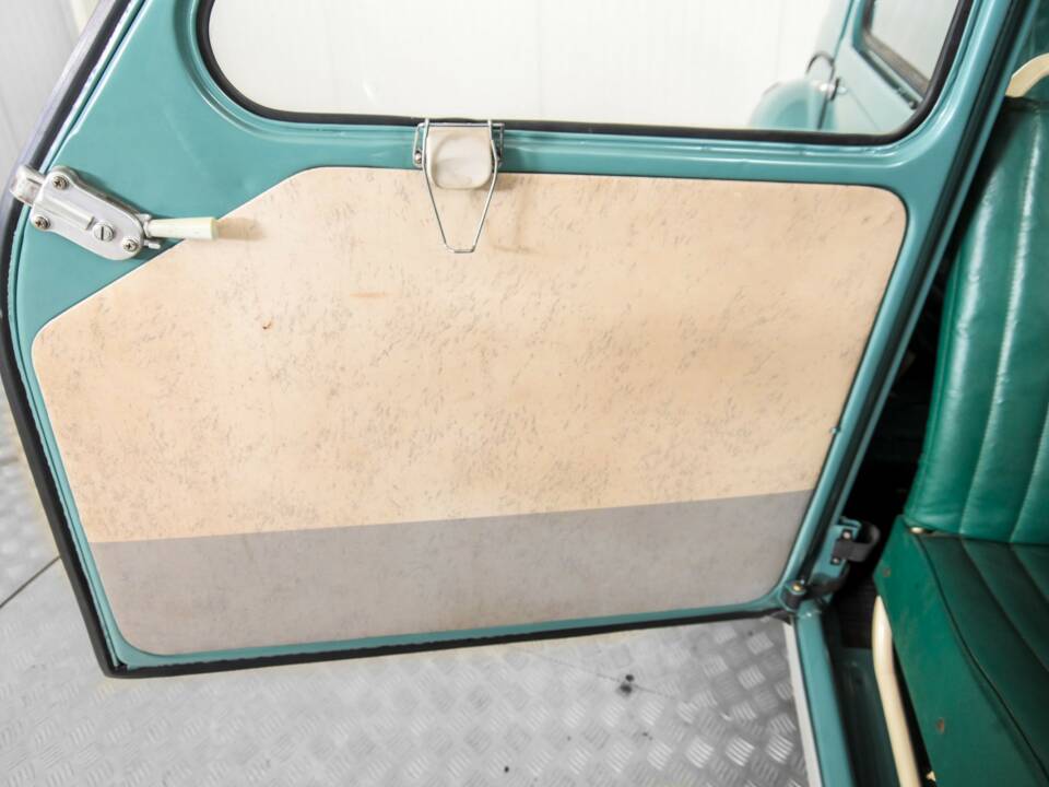 Bild 28/48 von Citroën 2 CV  AZL (1961)
