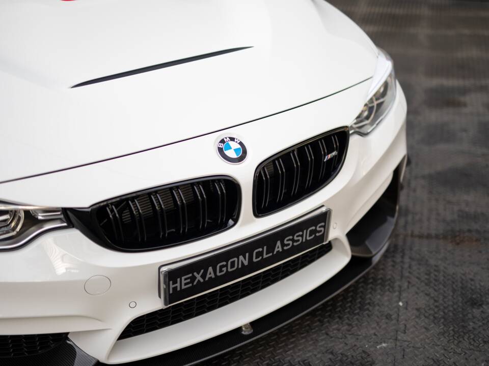 Image 54/67 of BMW M4 GTS "DTM Champion Edition" (2016)
