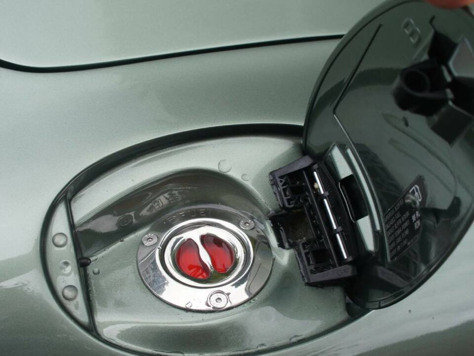 Image 78/99 of Porsche Boxster S (2005)