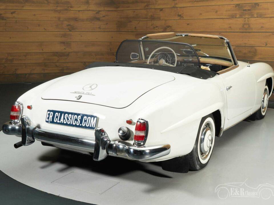 Afbeelding 16/19 van Mercedes-Benz 190 SL (1960)