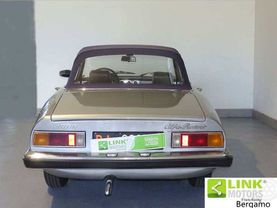 Bild 6/10 von Alfa Romeo Spider 1300 (1977)