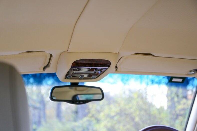 Imagen 43/50 de Bentley Arnage T (2002)