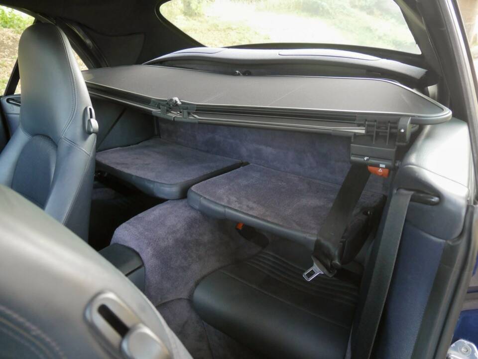 Bild 33/46 von Porsche 911 Carrera 4S (1900)