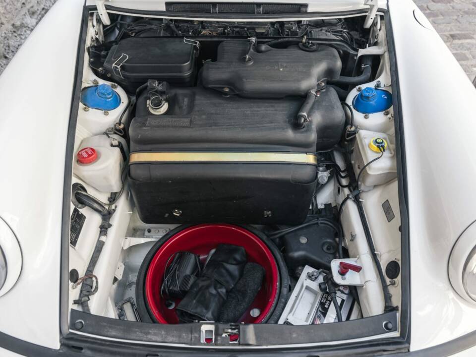 Bild 84/90 von Porsche 911 Carrera RS (1992)