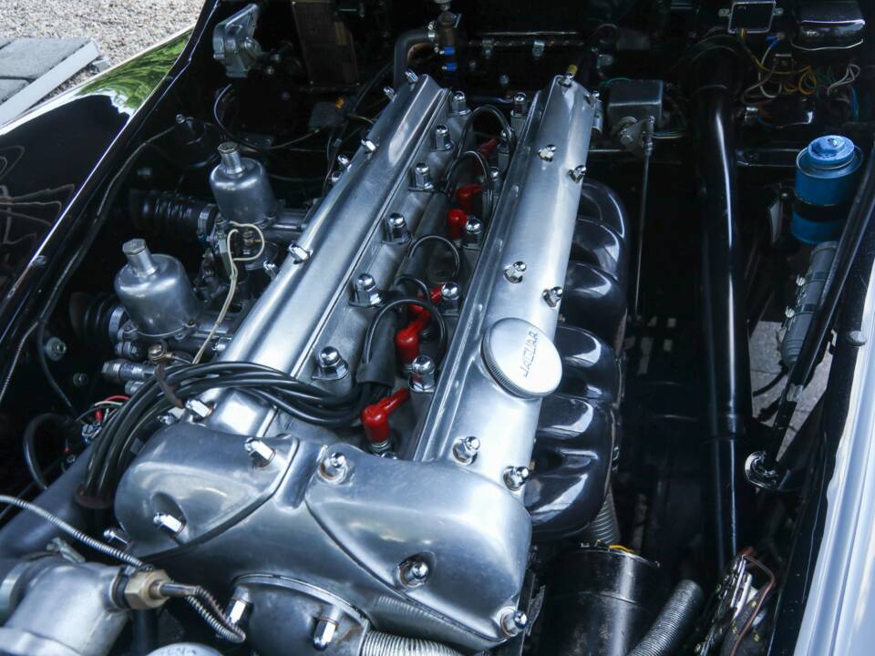 Bild 39/50 von Jaguar XK 120 DHC (1953)
