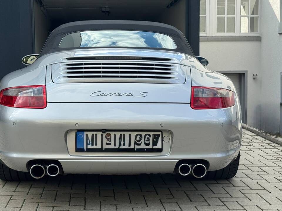Image 10/59 of Porsche 911 Carrera S (2006)