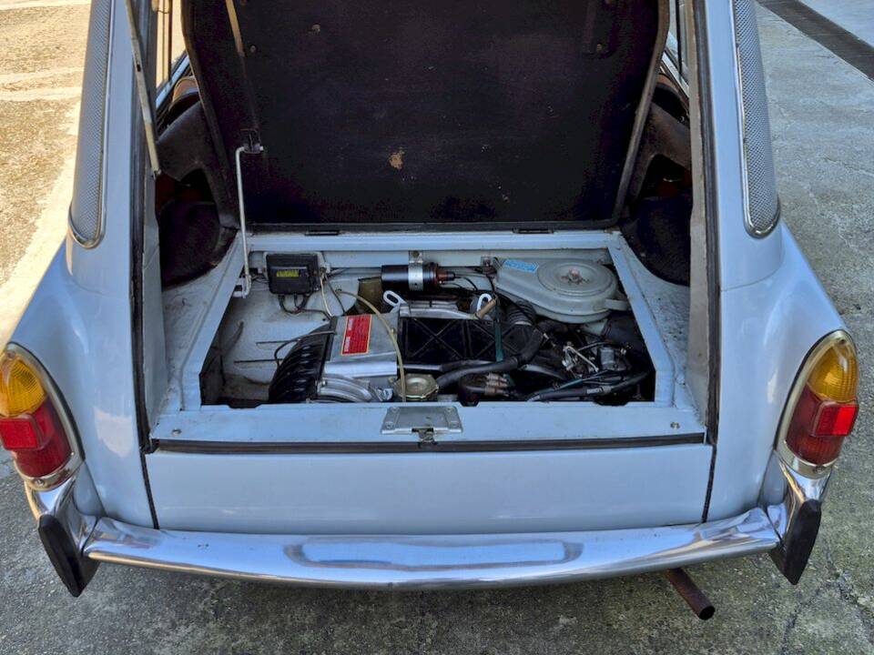 Image 36/43 of Autobianchi Bianchina Panoramica (1969)