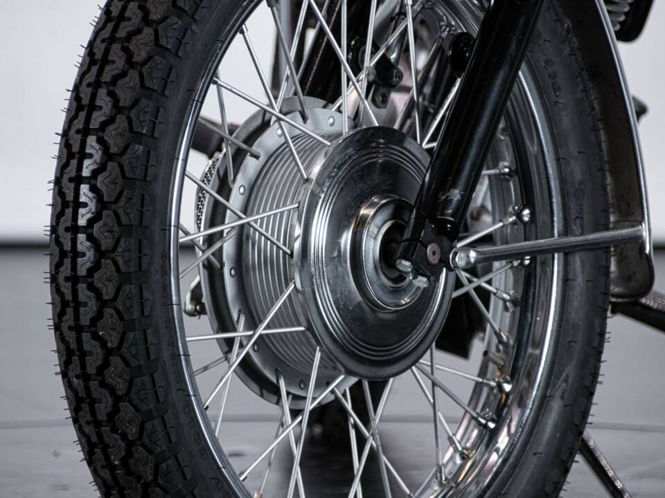 Image 40/50 of BSA DUMMY (1969)