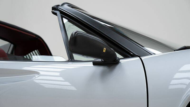 Image 13/15 of Ferrari 308 GTS Quattrovalvole (1983)