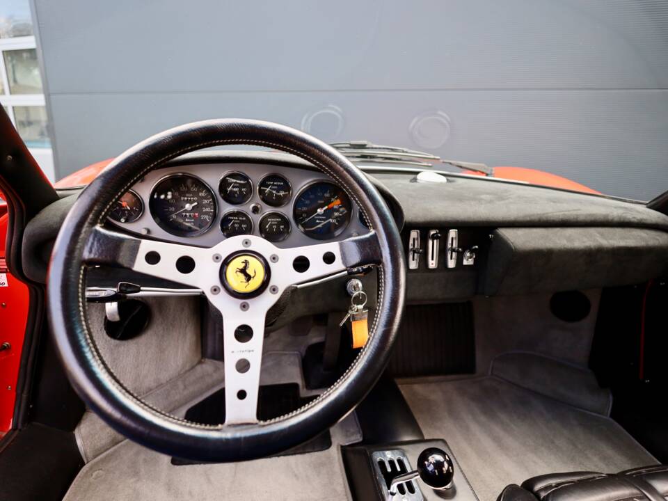 Bild 15/35 von Ferrari Dino 246 GT (1972)