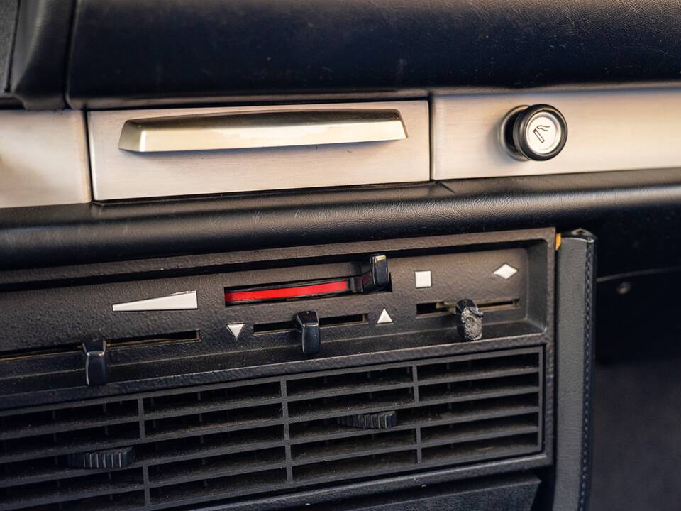 Bild 53/67 von BMW 1800 (1970)