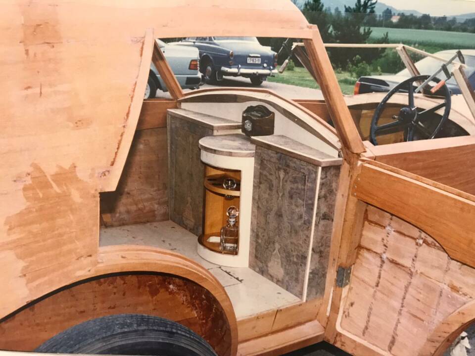 Image 14/50 of Rolls-Royce Phantom II Continental (1933)
